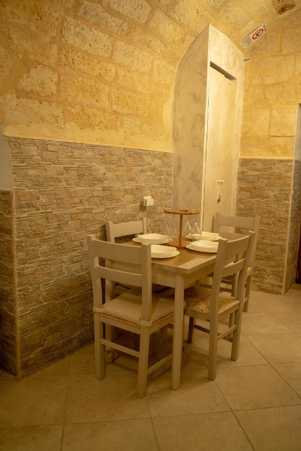 La Casa Della Felicita Apartment Bari Zewnętrze zdjęcie